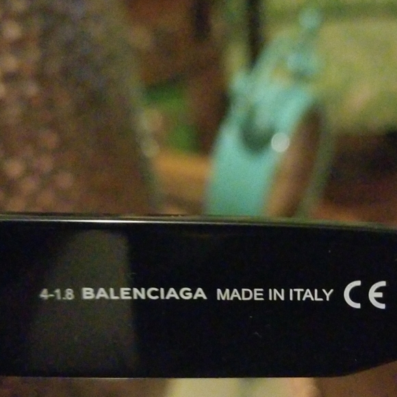 Sunglasses - Picture 5 of 5